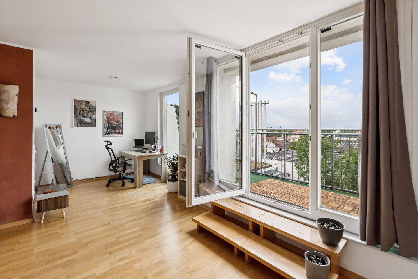 Attraktive, vermietete Dachgeschosswohnung mit großem Balkon, 13587 Berlin (Spandau Hakenfelde Kolonie Wannseeaten Siedl. Wohnsiedlung Hakenfelde)