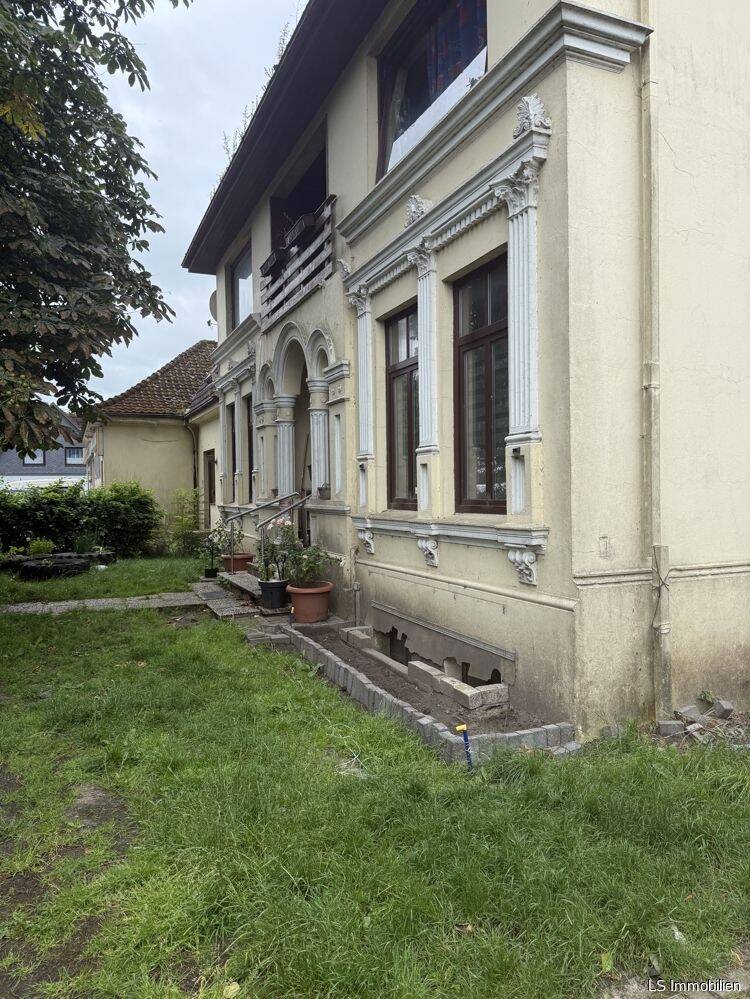 Sanierungsobjekt mit großem Grundstück in Geestland – vielfältige Entwicklungsmöglichkeiten, 27607 Geestland