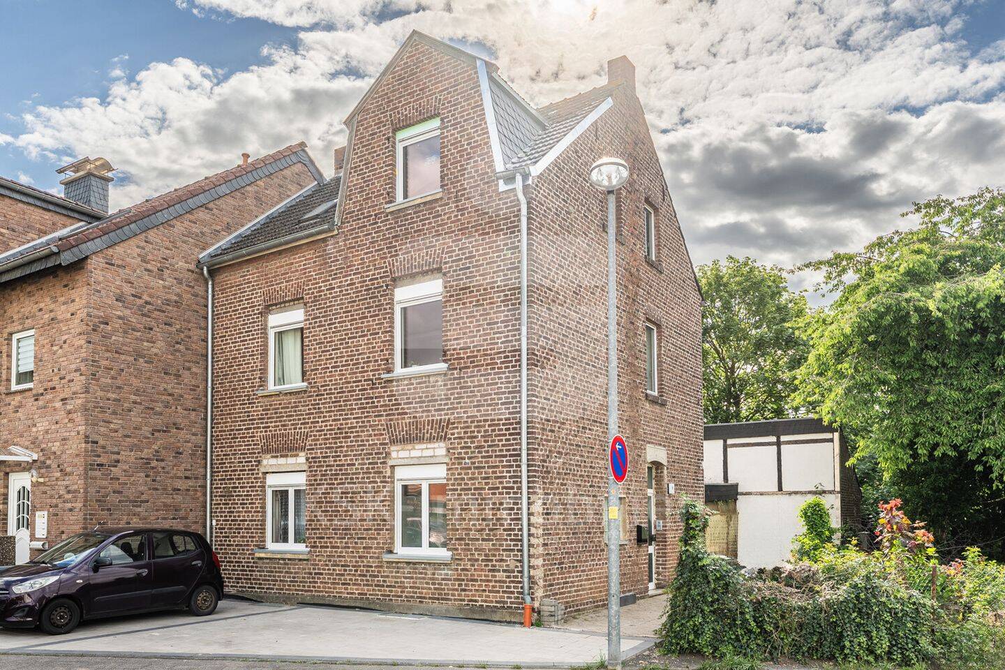 Haus mit Entwicklungspotenzial!, 53919 Weilerswist