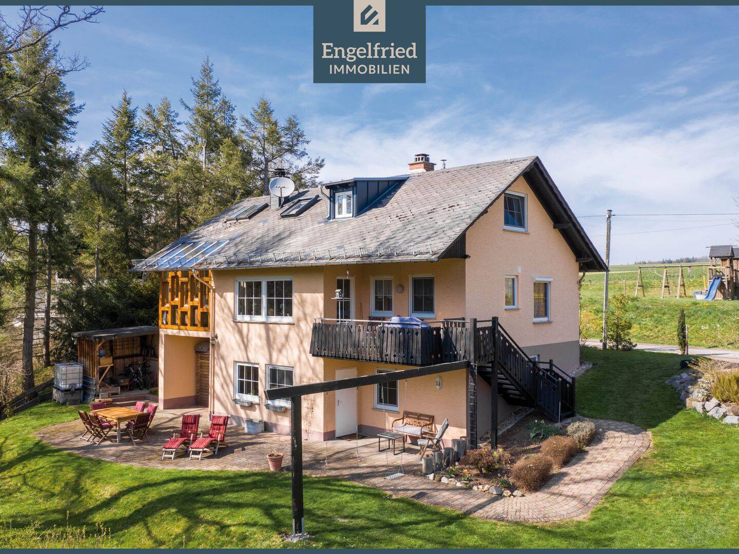 Traumhaftes Landhaus im Grünen vor einmaliger Kulisse am Waldrand mit Bachlauf, 56288 Bubach