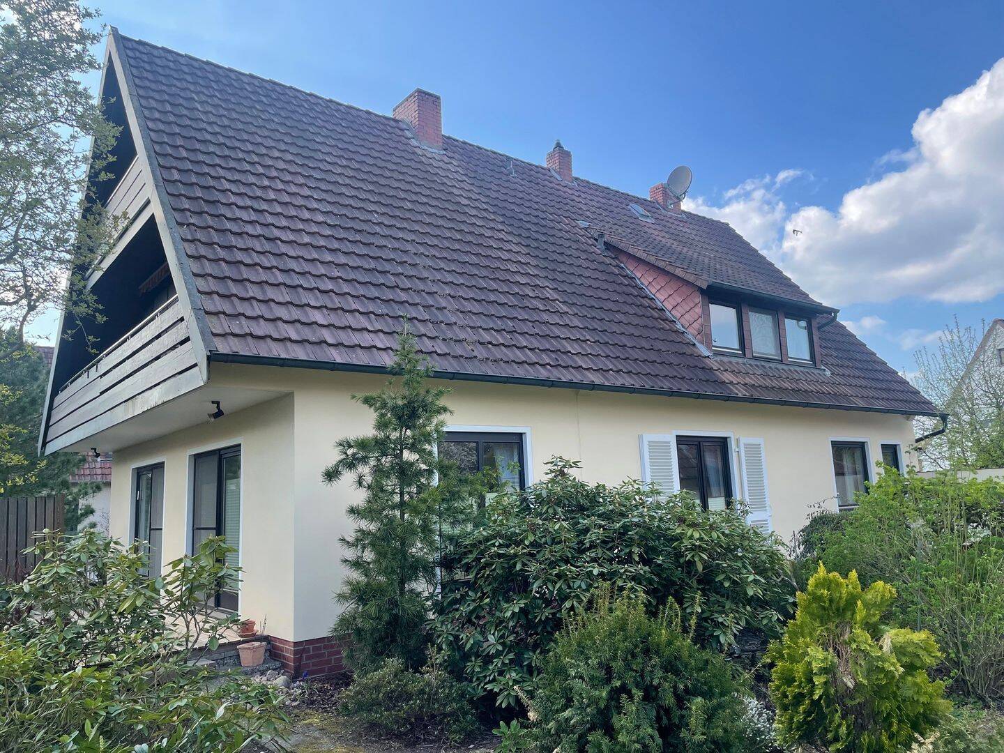 sehr schönes Zweifamilienhaus auf 844m² Grundstück, 28816 Stuhr