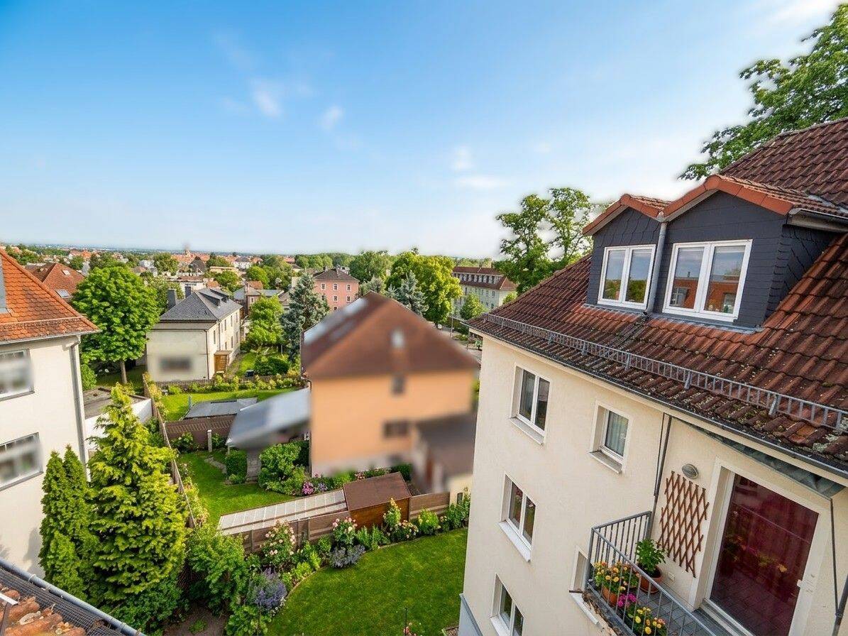 Wohnen unterm Dach – ruhig, hell und bestens angebunden!, 1157 Dresden