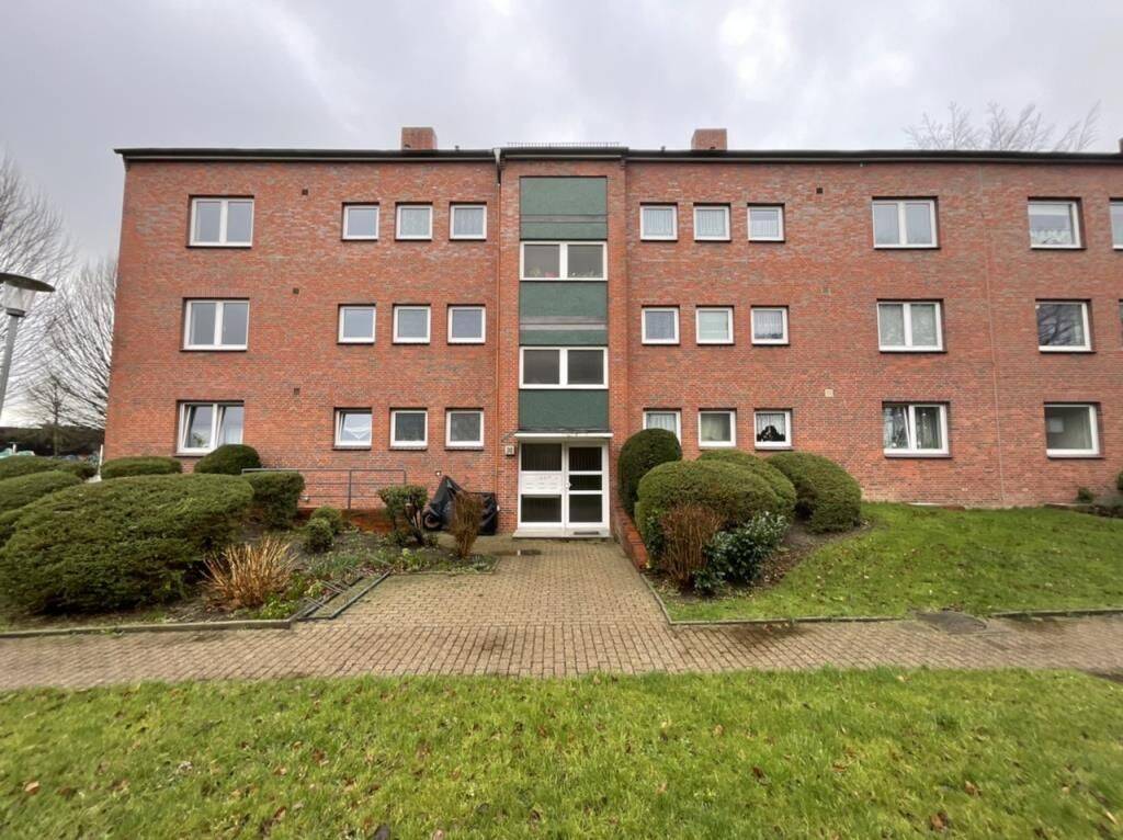 Bereits modernisierte 4ZKB-Balkonwohnung in Heppens zu vermieten!, 26384 Wilhelmshaven (Heppens Heppenser Groden Innenhafen Innenstadt Neuende)