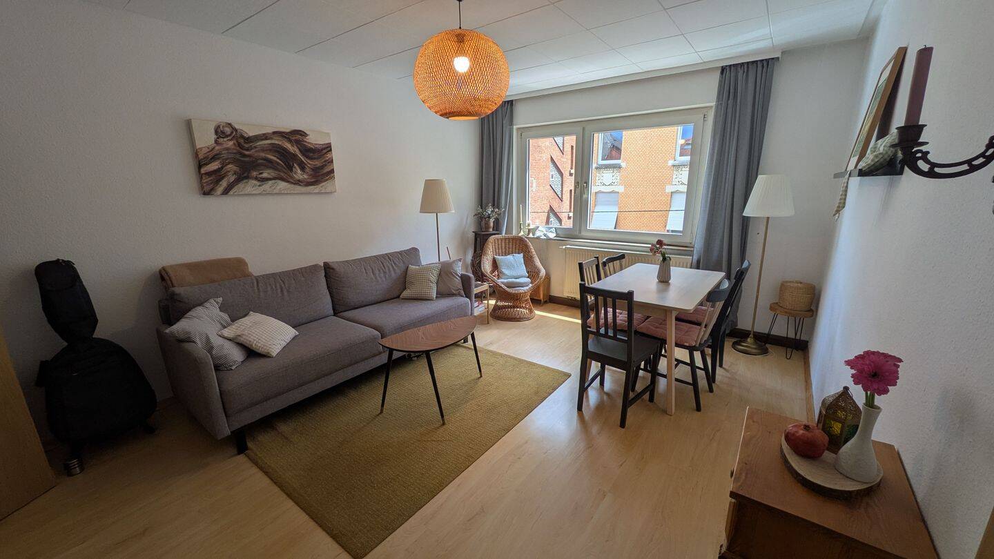 3-Zimmer-Wohnung mit Balkon in Bad Cannstatt, 70372 Stuttgart (Bad Cannstatt)