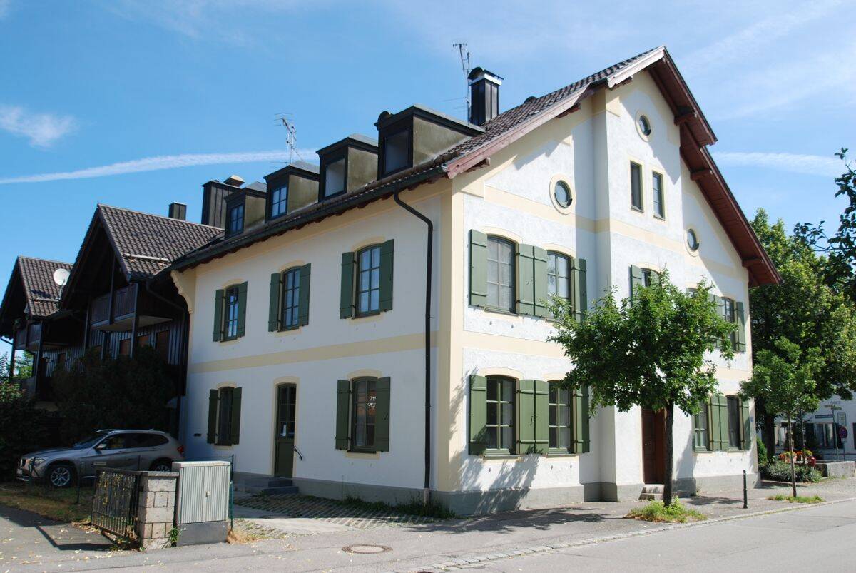 Wohnen und/oder Arbeiten mitten in Iffeldorfs Hofmark, 82393 Iffeldorf