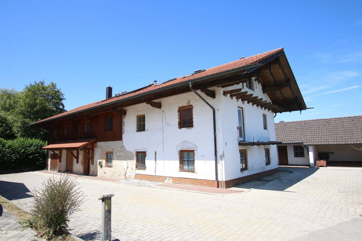 OH-169-26 Charmantes teilsaniertes Bauernhaus mit großem Grundstück in begehrter Randlage von Kirchseeon, 85614 Kirchseeon