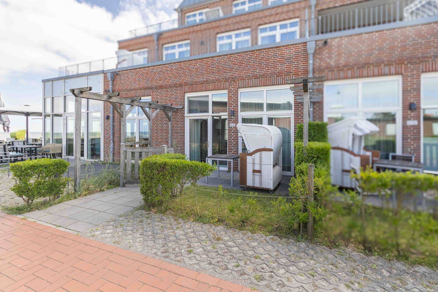 Exklusives Meerblick-Apartment auf Wangerooge: Große Terrasse, Sauna – stilvoller Inselluxus direkt an der Strandpromenade, 26486 Wangerooge