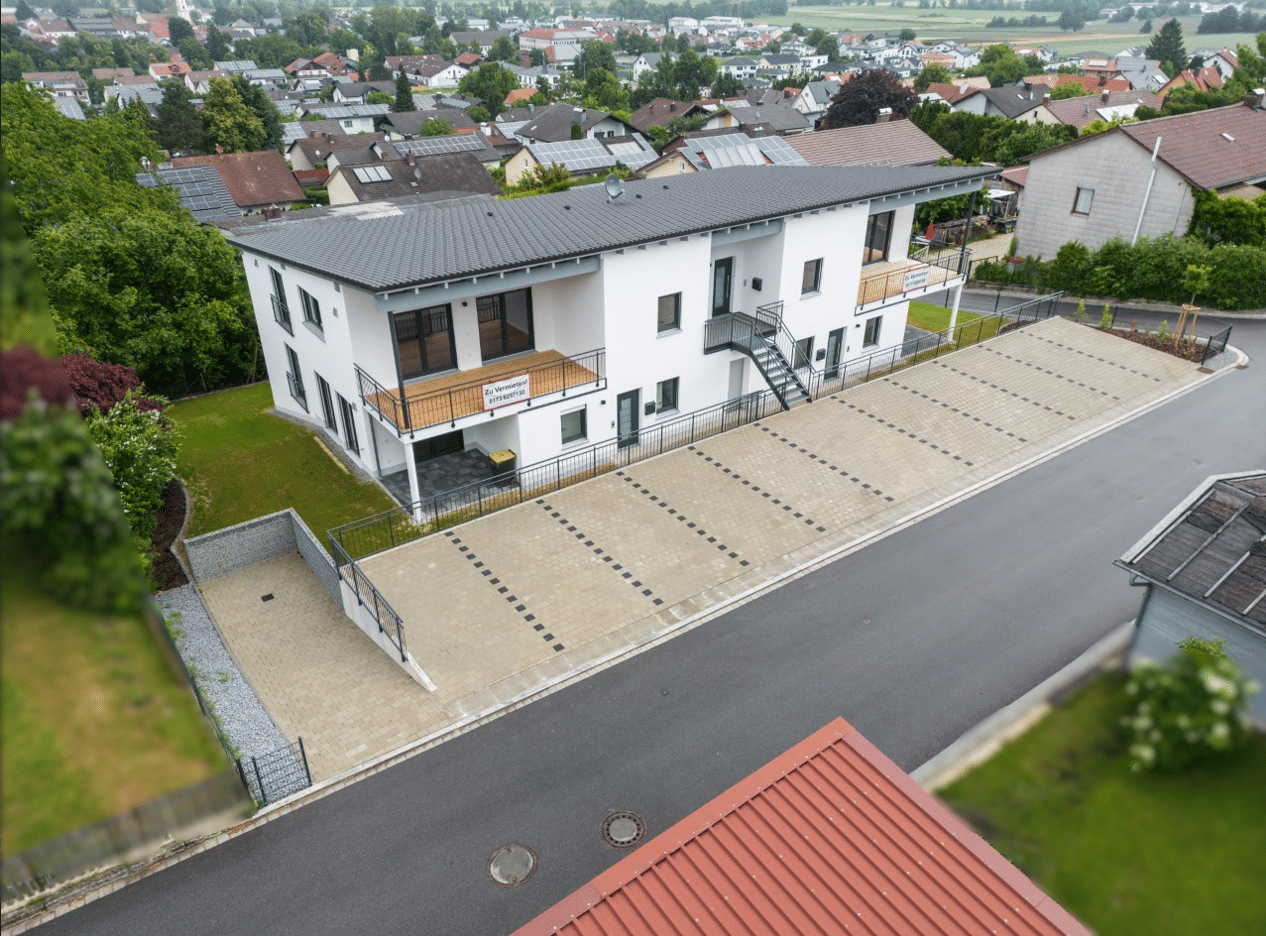 Neuwertige 3-Zimmer Gartenwohnung in ruhiger Lage!, 94428 Eichendorf