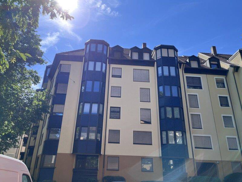 Helle und gepflegte 2-Zimmerwohnung im 5. OG – Kleinreuther Weg – Aufzug – TG-Stellplatz – Vermietet, 90408 Nürnberg (Großreuth h. d. Veste Gärten h. d. Veste Maxfeld Nordbahnhof Sankt Johannis)