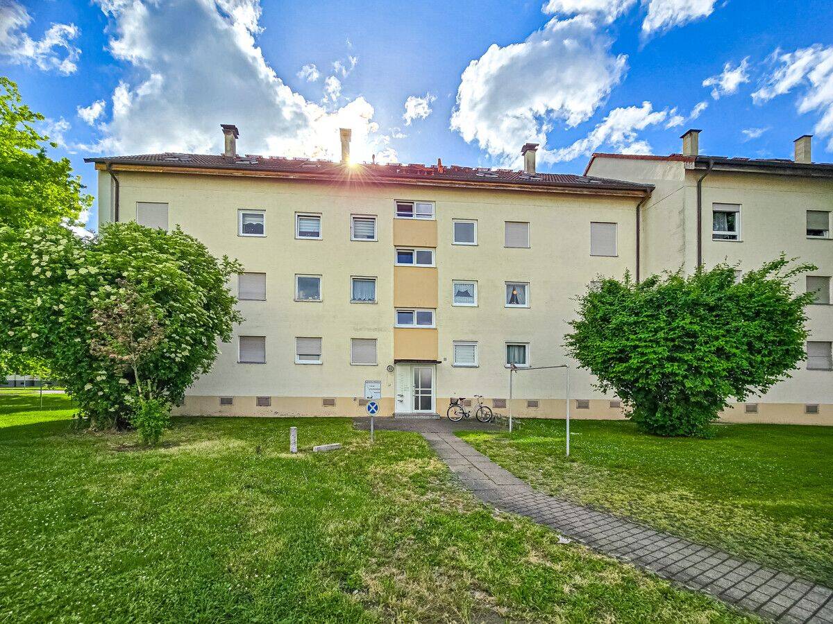 Gepflegte 3-Zimmerwohnung mit Loggia in Kehl-Stadt, 77694 Kehl