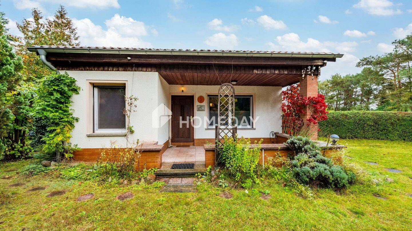 Wo Ruhe wohnt: charmantes Wochenendhaus mit Garage in Plaue, 14774 Brandenburg an der Havel (Kirchmöser Mahlenzien Plaue)