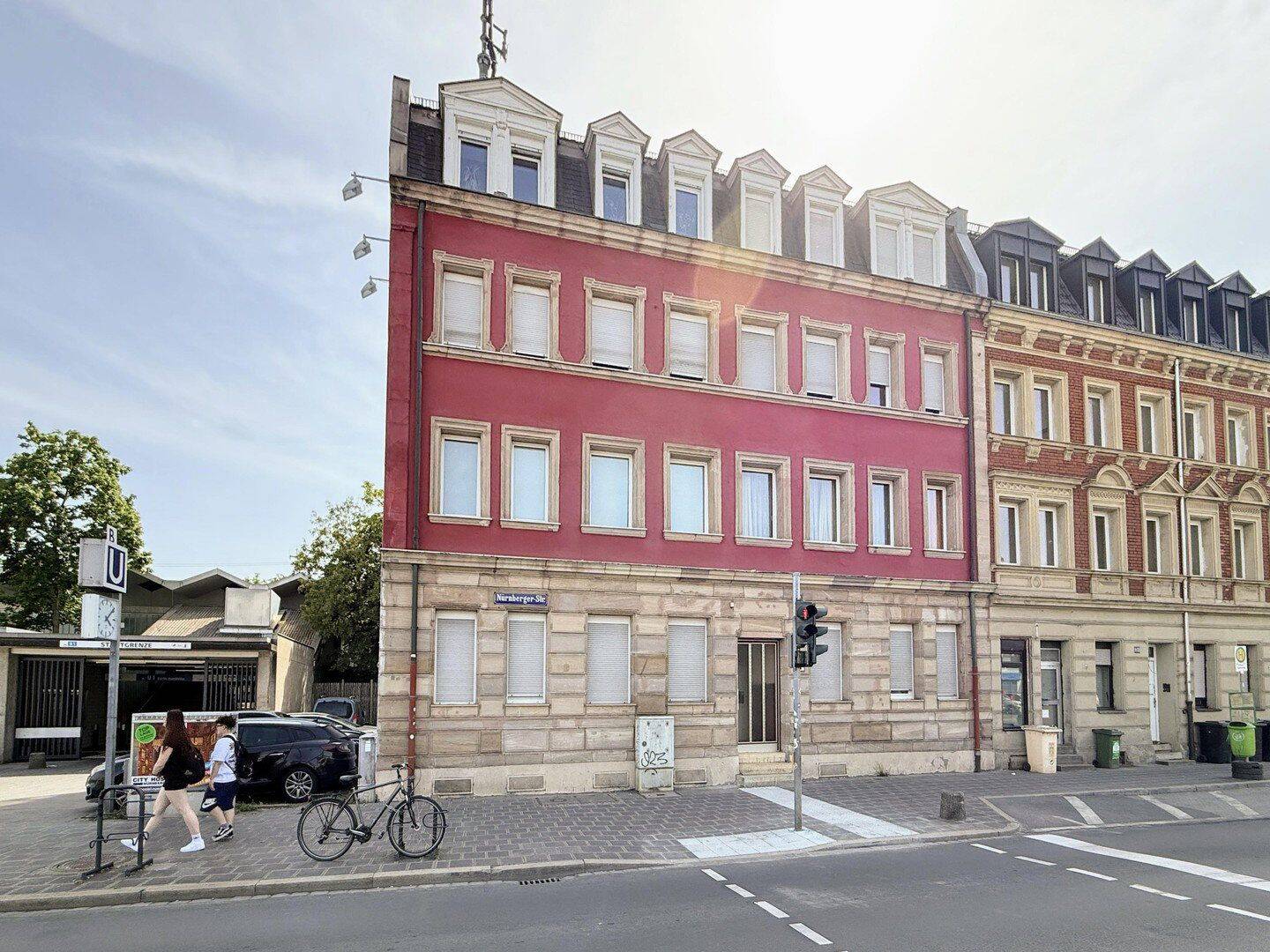 Mehrfamilienhaus Stadtgrenze Nürnberg/Fürth, 90762 Fürth (Innenstadt)