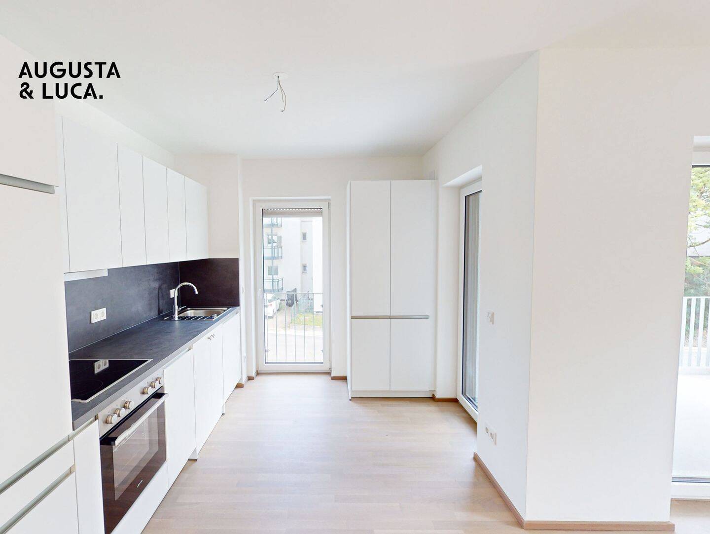 Singles und Paare aufgepasst: moderne 2-Zimmer Wohnung mit Terrasse, 86150 Augsburg (Innenstadt)
