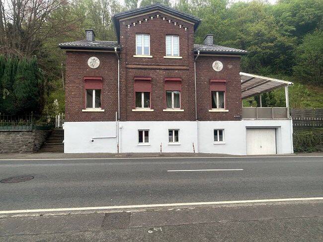 Denkmalgeschütztes Zweifamilienhaus mit großzügigem Garten, großer Terrasse und Garage zu verkaufen in Werdohl-Bärenstein…, 58791 Werdohl