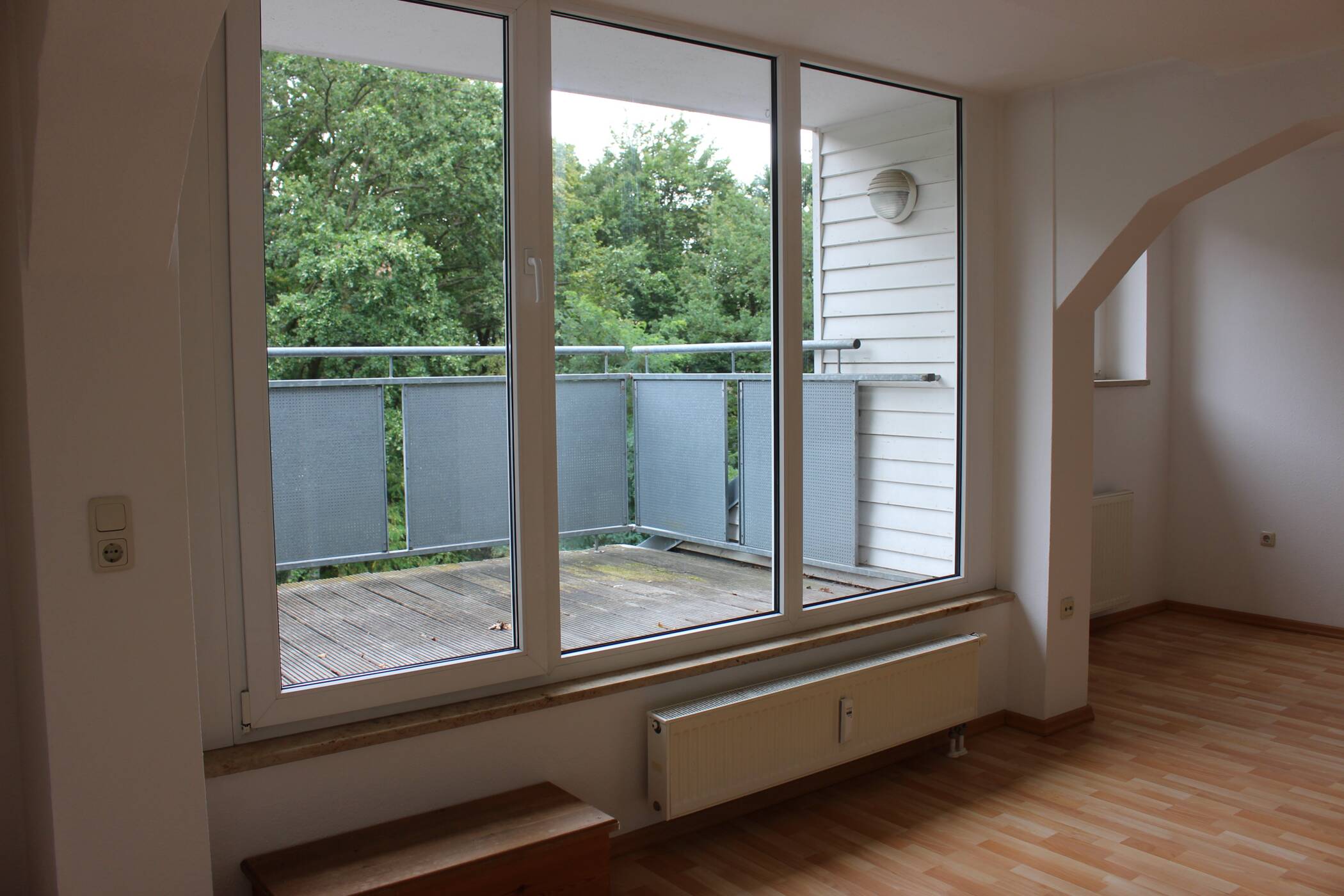 Provisionsfreie 2-Raumwohnung im Dachgeschoss mit Balkon in Oschatz/Fliegerhorst zu vermieten !!!, 4758 Cavertitz