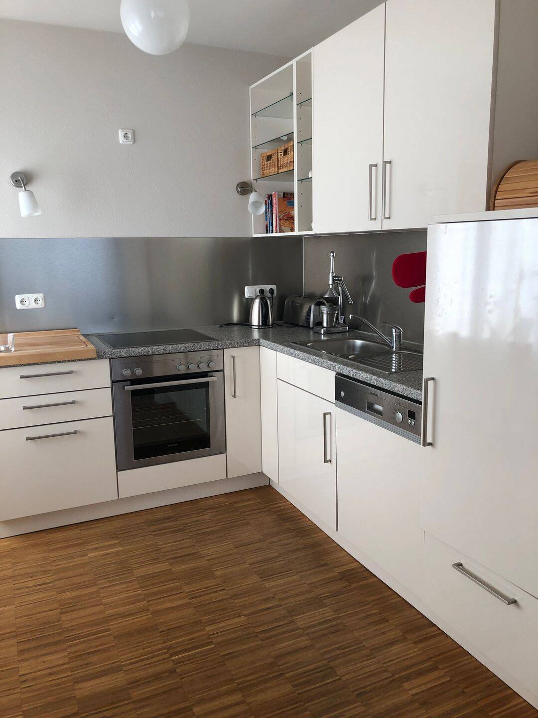 Helle, gemütliche 3-Zimmer-Wohnung mit Balkon in ruhigem Dreifamilienhaus (befristet für 1 Jahr), 91710 Gunzenhausen