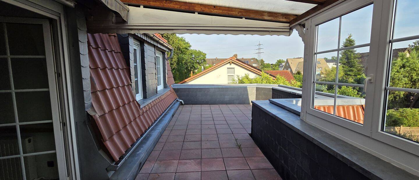 Schöne Altbauwohnung mit großer Dachterrasse in ruhiger Lage, 49086 Osnabrück (Darum Gretesch Lüstringen Voxtrup Widukindland)