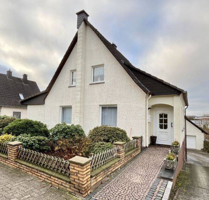 Vielseitiges Wohnhaus mit großem Grundstück!, 32683 Barntrup