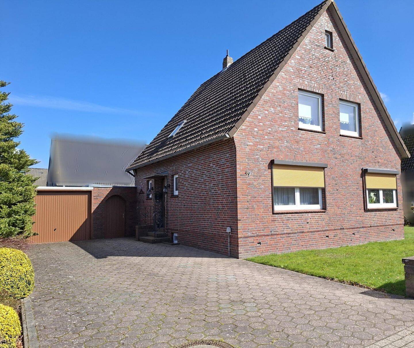 Einfamilienhaus – Mehrgenerationswohnen – 2 Bäder – Dachterrasse – Garage – 2 Stellplätze, 26419 Schortens (Stadt Wilhelmshaven)