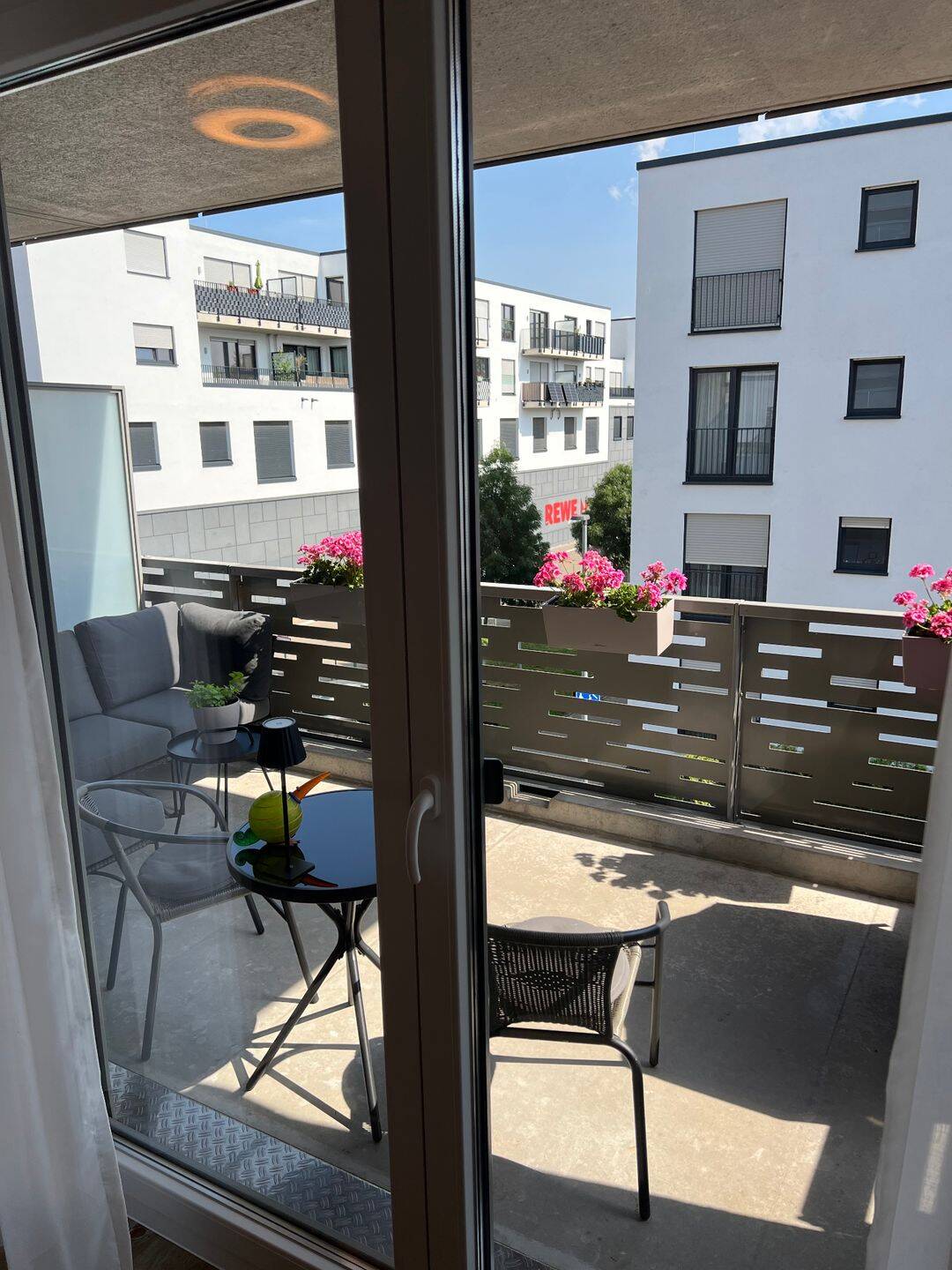 47124/54 Geräumige 2-Zimmer-Wohnung mit großem Balkon, 40472 Düsseldorf (Hubbelrath Lichtenbroich Rath Unterrath)