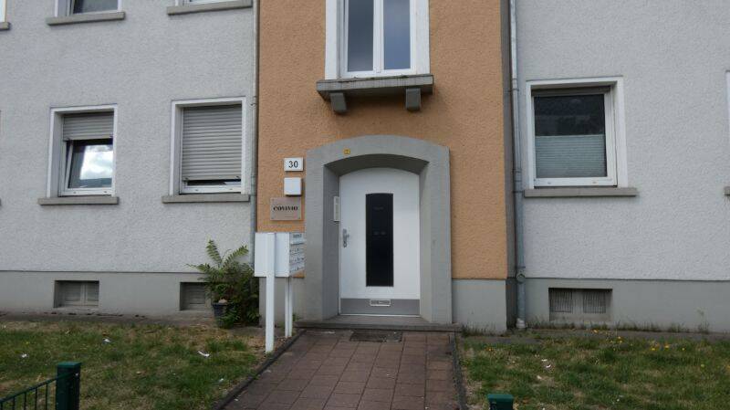 ***Modernisierte 2-Zimmerwohnung mit großem Balkon!***, 46047 Oberhausen
