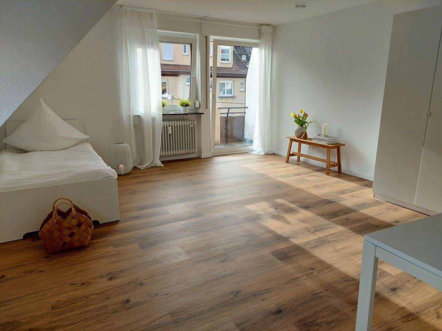 1,5 Zi. Wohnung | möbliert | schick | ruhig, 70376 Stuttgart (Bad Cannstatt Burgholzhof Münster Zuffenhausen)