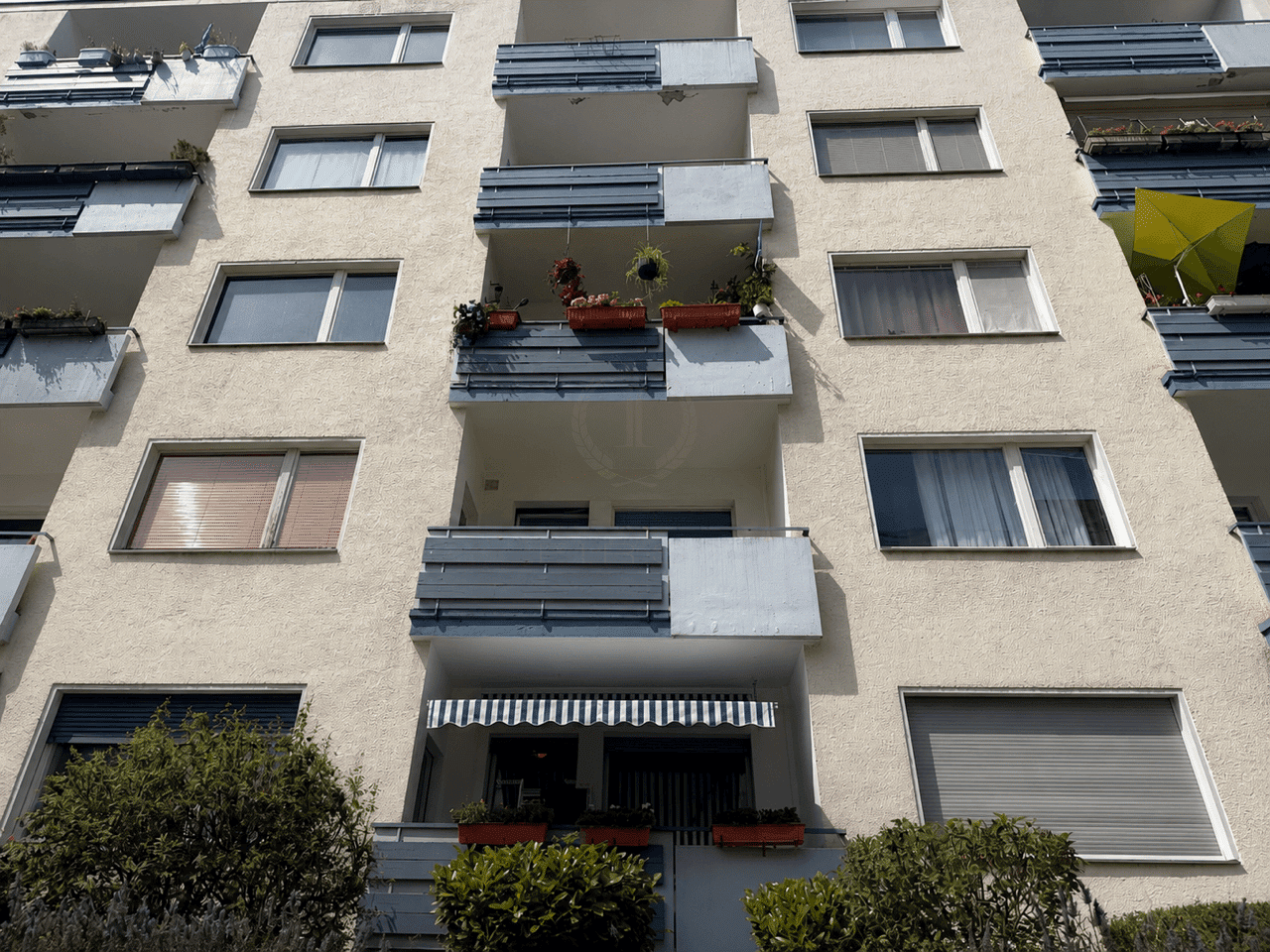 Charmante, familienfreundliche 4 Zi.-Wohnung mit Balkon & 2 PKW Stellplätzen in begehrter Lage., 10779 Berlin (Tempelhof-Schöneberg Schöneberg Wilmersdorf)