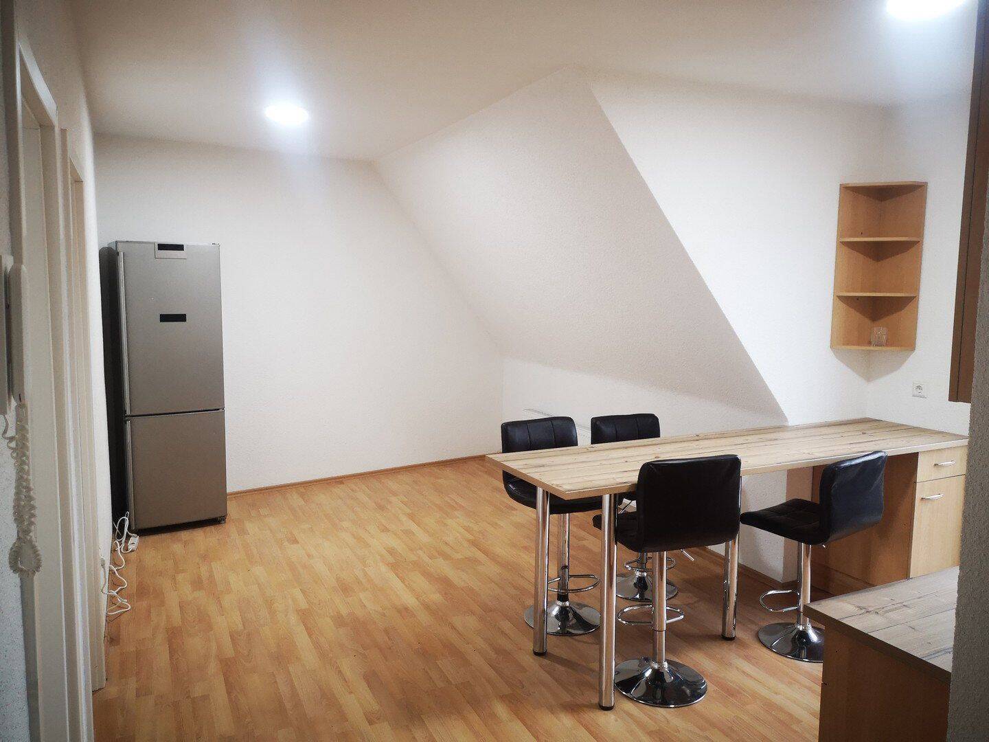 1 Zimmer Möbliert in 2er WG zu vermieten, 74219 Möckmühl