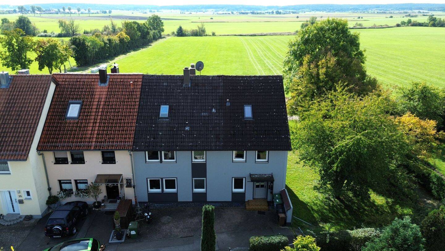 Charmante 3-Zimmer-Dachgeschosswohnung mit Gartenterrasse, 91567 Herrieden