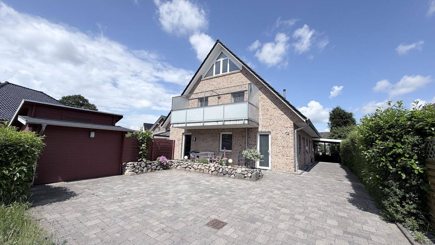 Energieeffizienz A – klare Architektur, viel Licht, 25492 Heist