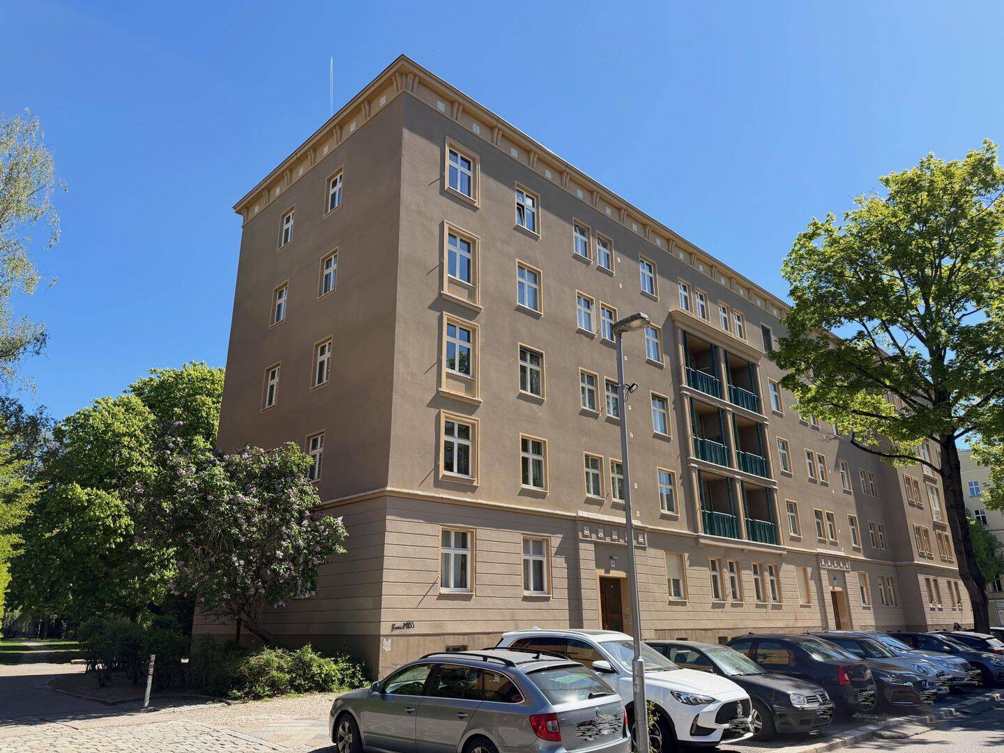 Freie, Helle, hochwertig sanierte Dachgeschosswohnung mit großzügigem Raumgefühl in Berlin-Friedrichshain