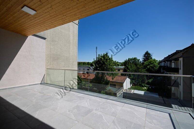 Erstbezug nach Sanierung – Exklusive 4-Zimmer-Wohnung mit eigenem Garten, Garage, Kamin und Balkon, 4277 Leipzig (Connewitz Marienbrunn)