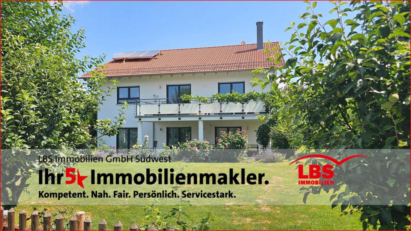 Neuwertiges Einfamilienhaus mit reichlich Platz, herrlichem Grundstück und schönem Weitblick, 88634 Herdwangen-Schönach