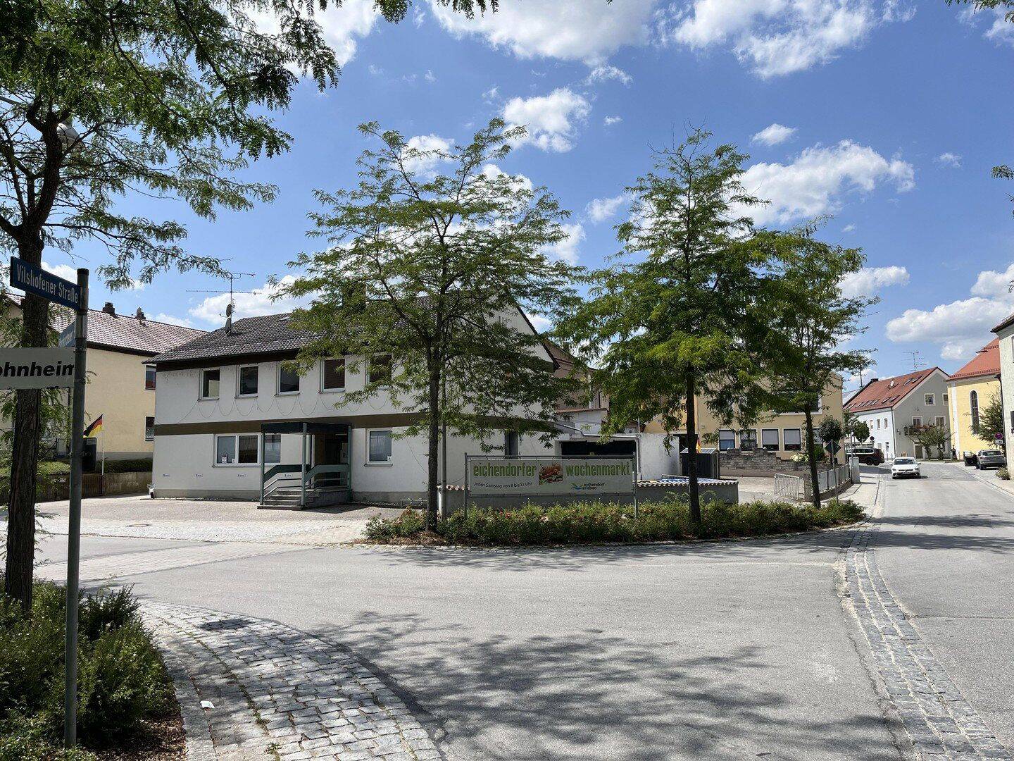 Ehemaliges Postgebäude in zentraler Ortslage – 1.022 m² Grundstück mit vielseitigen Möglichkeiten, 94428 Eichendorf