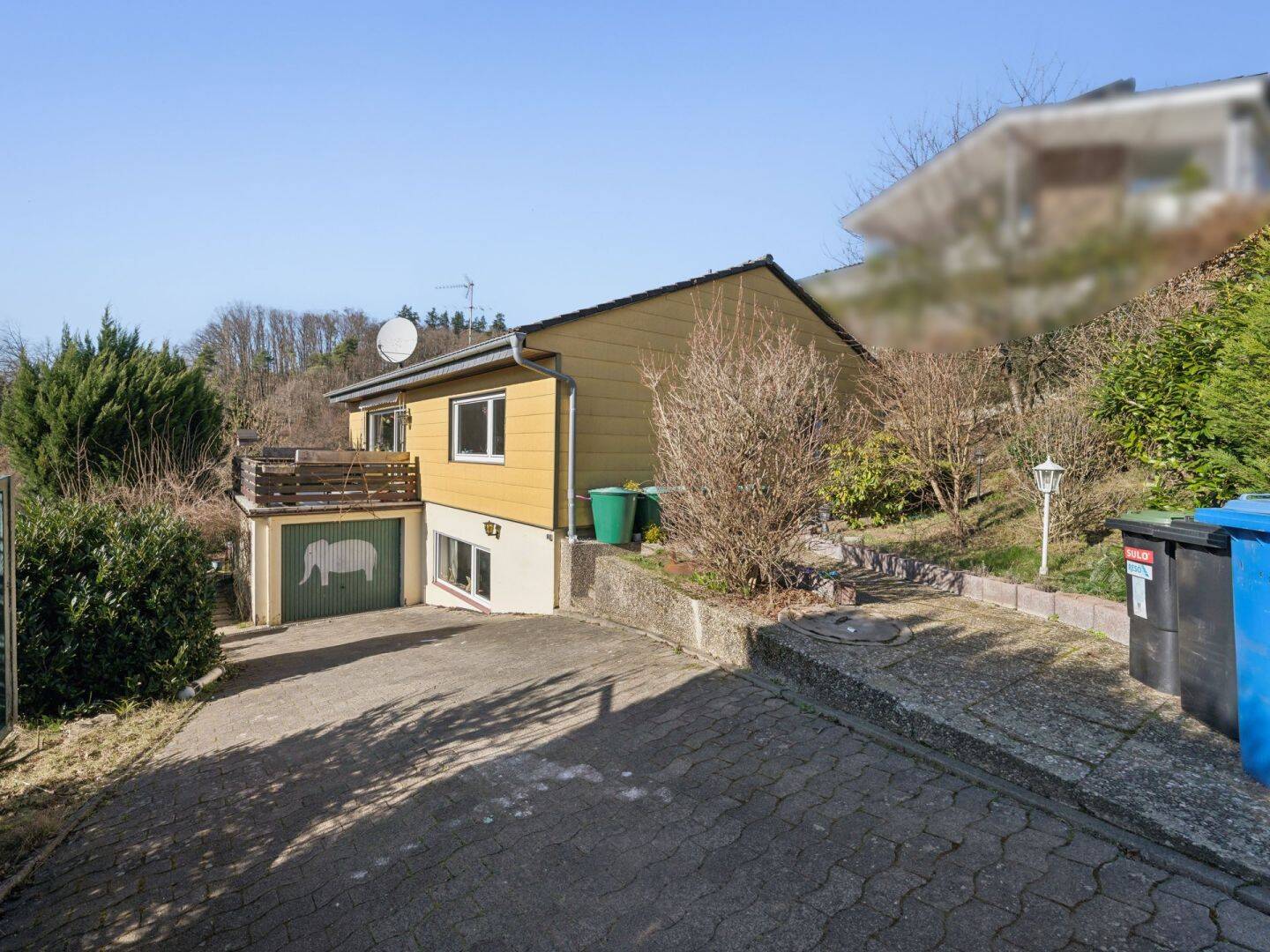 Großzügig, modernisiert & sofort bezugsfrei – Wohnen oder investieren in Brensbach – Höllerbach, 64395 Brensbach