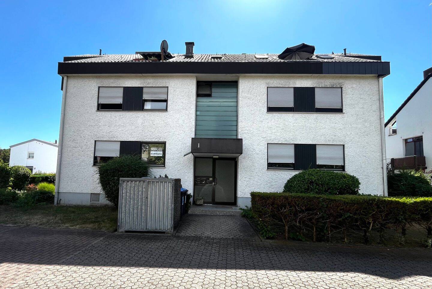 Renovierte 3 ZKB Eigentumswohnung mit Balkon im Erdgeschoss in St. Ingbert-Süd zu verkaufen!, 66386 St. Ingbert