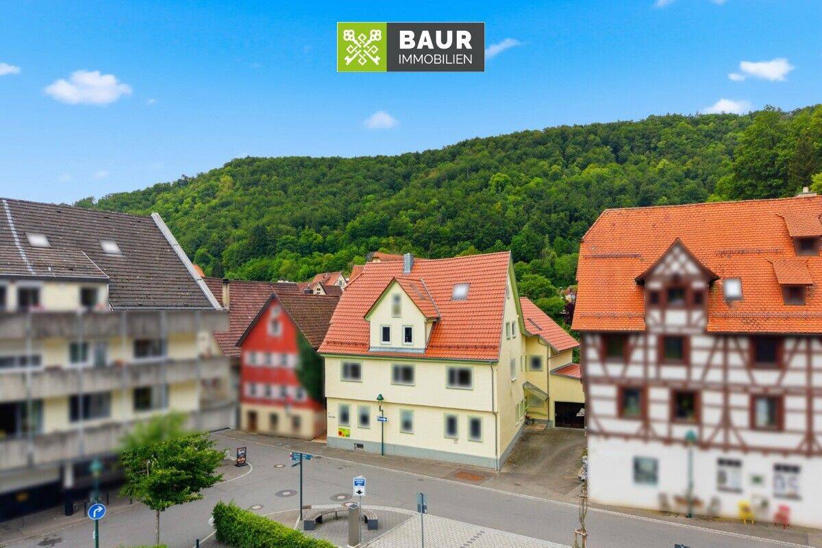 360° | Charmante Dachgeschosswohnung mit Dachterrasse und ausgebauter Bühne im Herzen von Blaubeuren, 89143 Blaubeuren