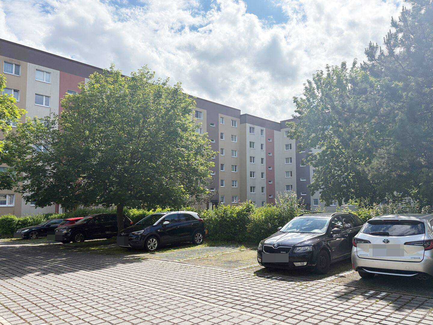 Freie 3-Raum-Eigentumswohnung mit Loggia und Stellplatz in Gera, 7552 Gera (Bieblach-Ost Langenberg Roschütz Stublach)