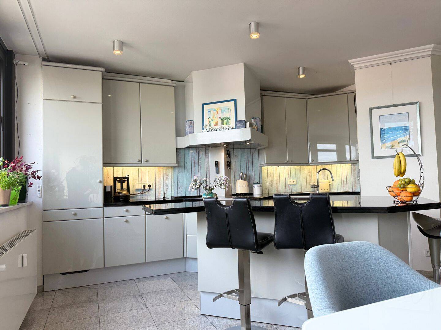 ZWEI EBENEN. EIN BESONDERES WOHNGEFÜHL – DG-Maisonette mit 2 Bädern, EBK, Klimaanlage und Tiefgarage, 63225 Langen (Hessen)