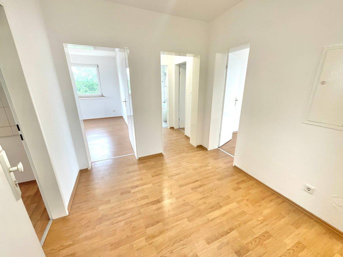 Renovierte 3 Zimmerwohnung mit Balkon in grüner Lage, 44579 Castrop-Rauxel