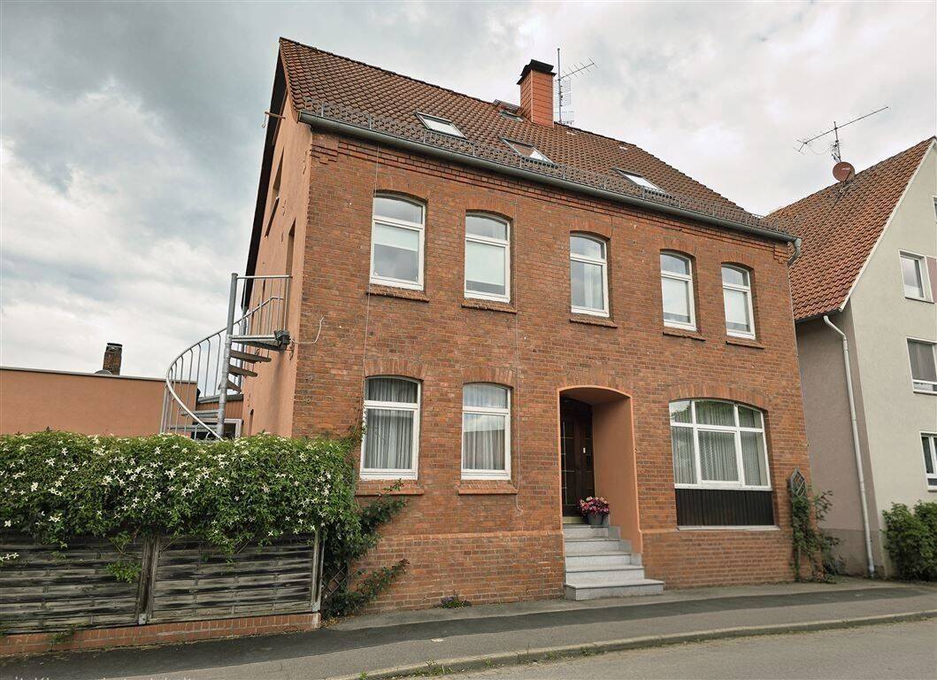 Familienfreundliches Einfamilienhaus mit viel Platz in Top-Lage, 31860 Emmerthal