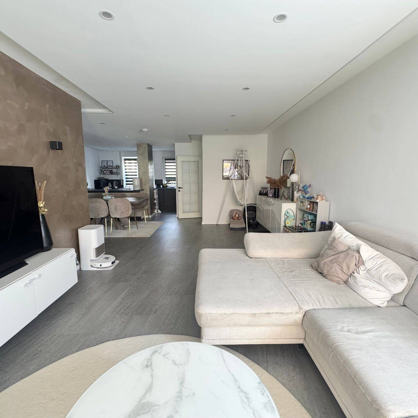 Röthenbach-Pegnitz ! Chice moderne 4-ZW, 102m², chice EBK, zwei Terrassen, Garten, 90552 Röthenbach a.d. Pegnitz