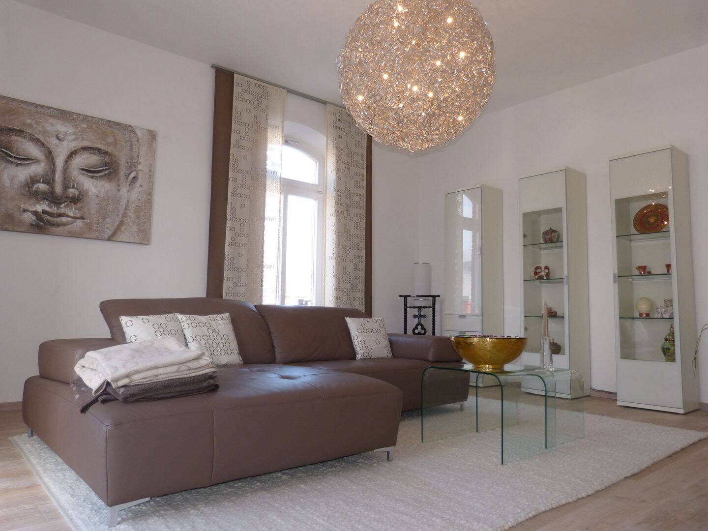 Attraktive, moderne und helle 3-Zimmerwohnung mit Einbauküche und zwei Balkonen in unmittelbarer Nähe zum Südstadtpark Fürth, 90763 Fürth (Südstadt Weikershof)