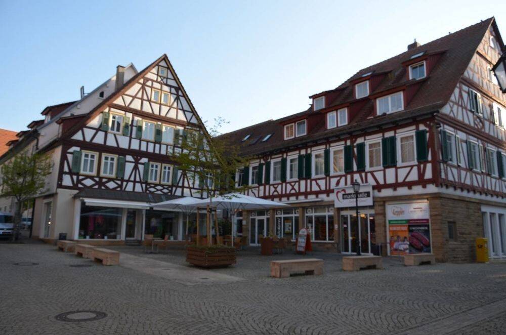 Großzügige 4,5-Zi.-Maisonette-Wohnung mit ca.126 m² Wohnfläche inmitten der historischen Innenstadt, 74336 Brackenheim