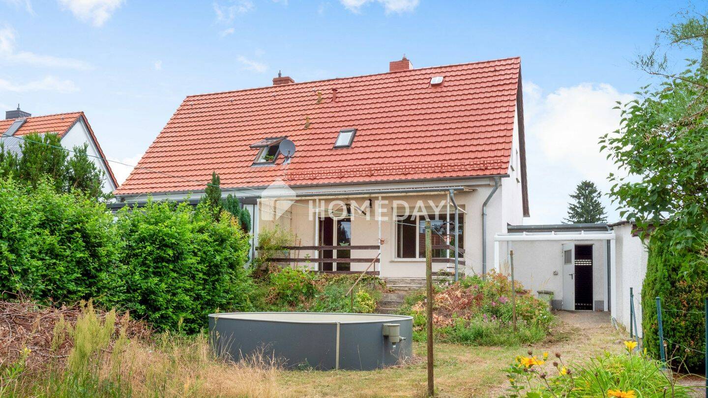 Viel Platz für Ihre Ideen – Doppelhaushälfte mit großem Garten in gefragter Lage, 12524 Berlin (Treptow-Köpenick Altglienicke Kleingartenanlage Falkenbrunn 1)