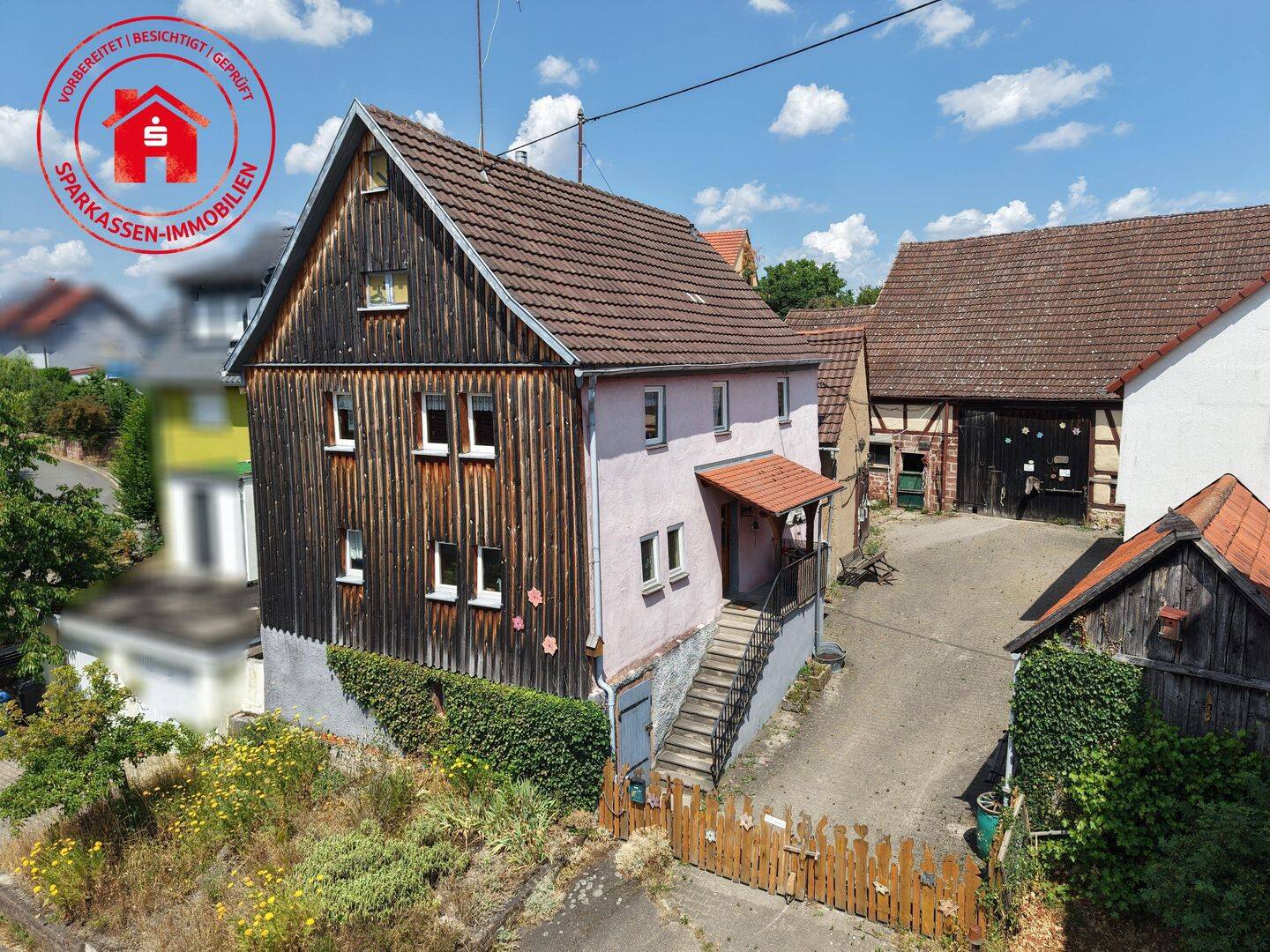 Charmantes kleines landwirtschaftliches Anwesen im Herzen von Dörlesberg, 97877 Wertheim