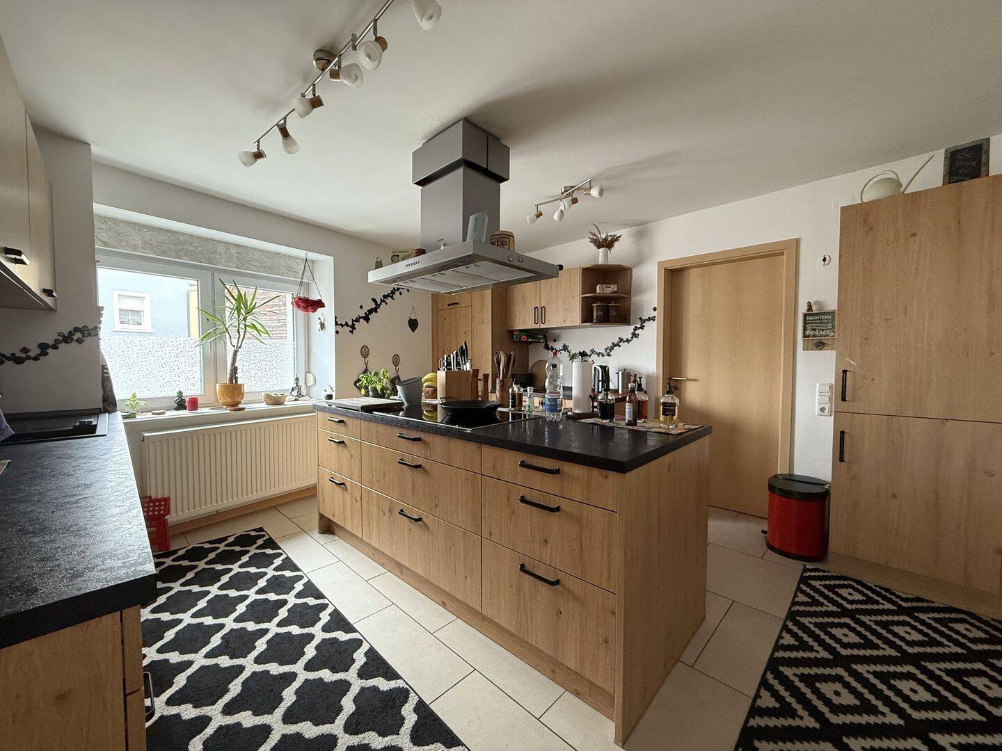 Zeitgemäßes Wohnen in Bretten- modernisiertes Einfamilienhaus mit großzügiger Raumaufteilung, 75015 Bretten