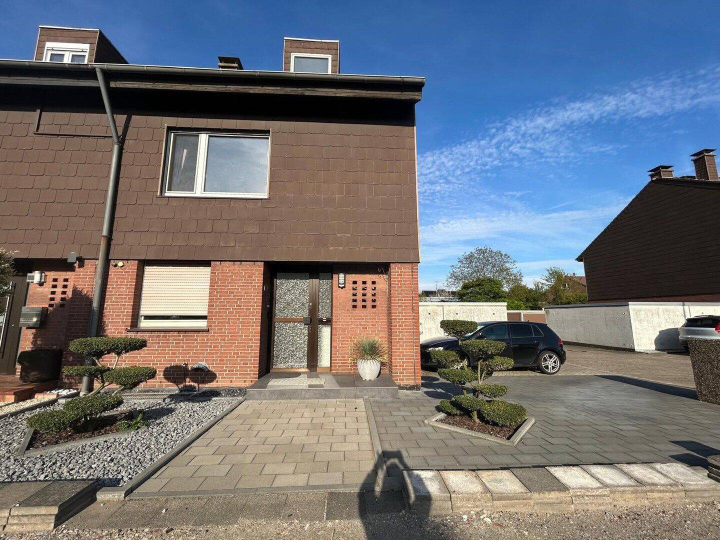 Reihenendhaus, 47228 Duisburg (Bergheim Friemersheim Hochemmerich Winkelhausen)