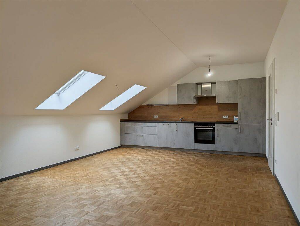 schöne 2-Zimmer-Wohnung in Zandt zu vermieten (Zweitbezug), 93499 Zandt