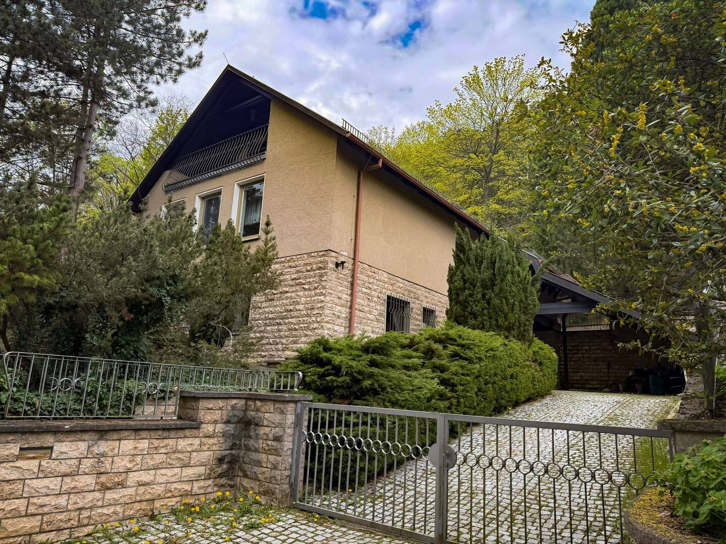 Villa mit großem Grundstück in Bestlage von Jena-West – Provisionsfrei ! ! !, 7743 Jena